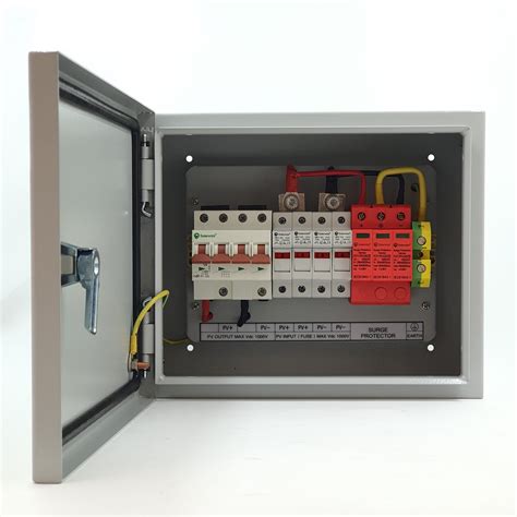 difference between a junction box and a combiner box|What You Need to Know About PV Combiner Boxes.